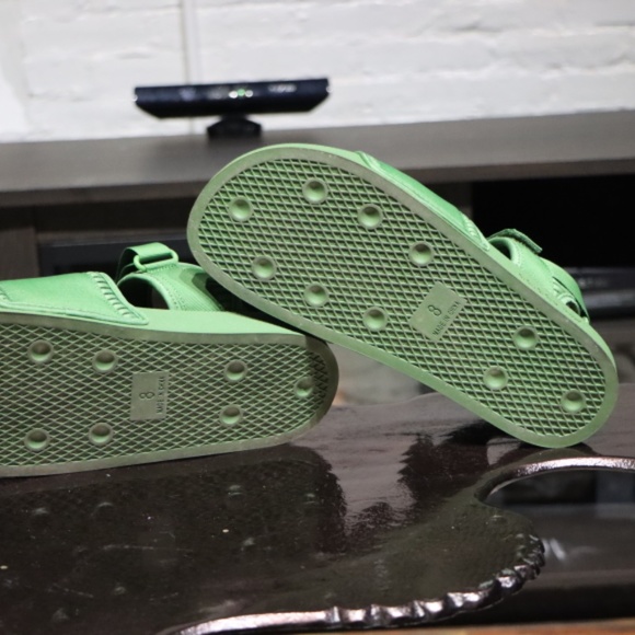 Pharrell Williams PW Adilette 2.0 In TriGreen (Mens 7, Womens 9)